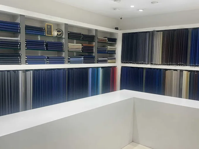 The Raymond shop